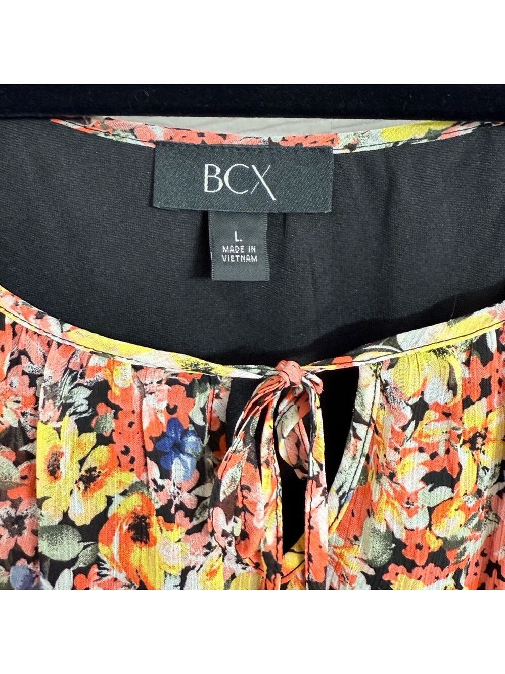 BCX Women’s Peach Floral Sheer Boho Blouse Top. Size L - Picture 7 of 7